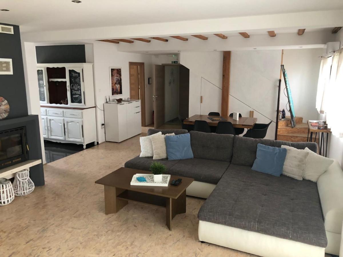 Apartman Kaja Zagreb Extérieur photo